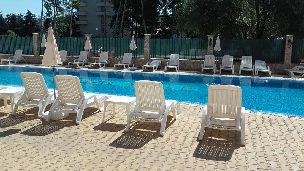Global Ville Apartcomplex Słoneczny Brzeg Zewnętrze zdjęcie